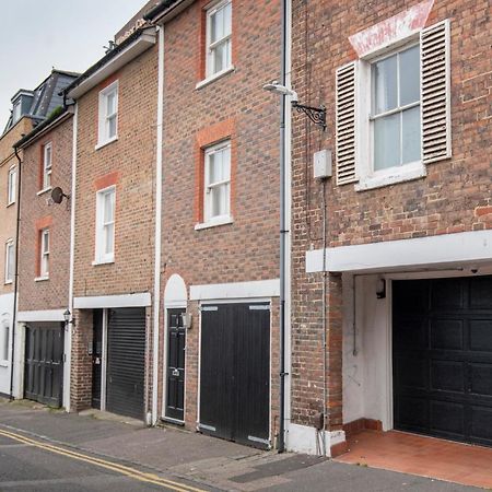 شقة Fantastic 3 Bed Brighton House- Sleeps 6- Superfast Wifi And Garage المظهر الخارجي الصورة
